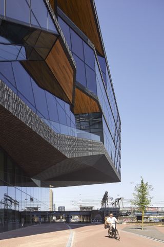 exterior detail or cantilever at booking.com campus by unstudio