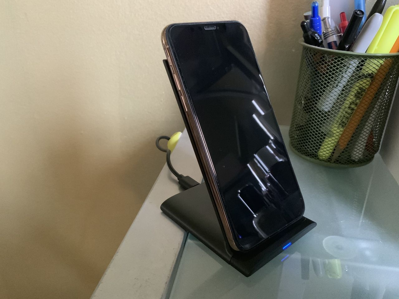 ESR Lift Wireless Charging Stand