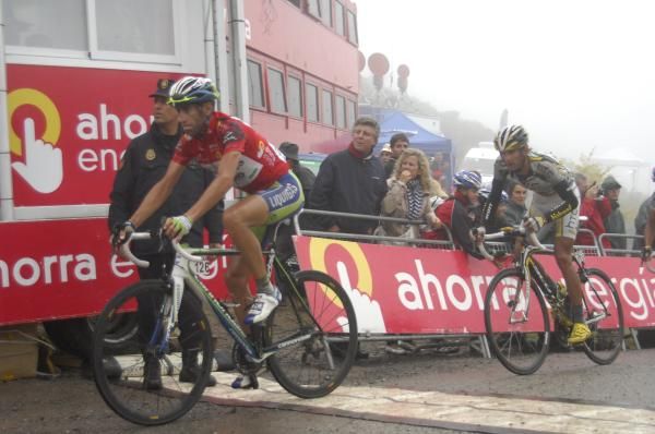 Vincenzo Nibali (Liquigas-Doimo) at the finish atop Lagos de Covadonga