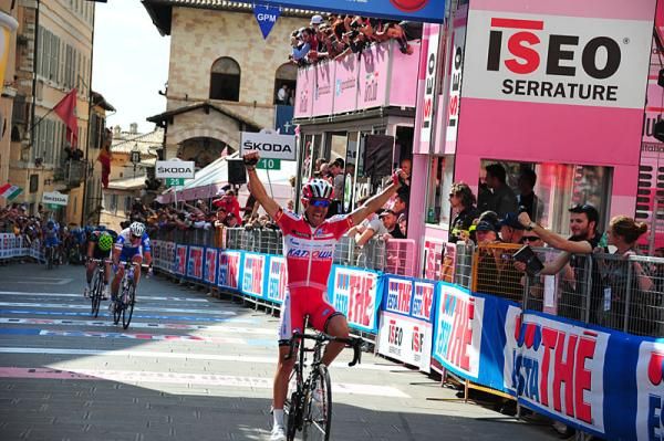 Joaquim Rodriguez (Katusha) wins stage 10