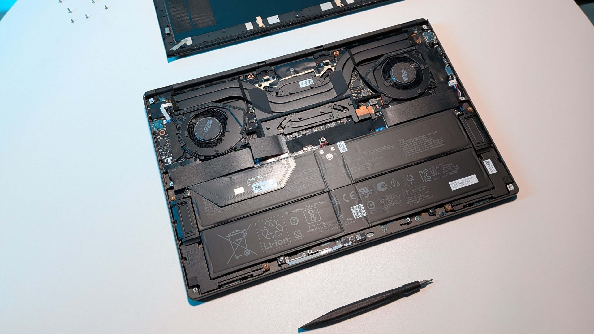 Asus ProArt P16 laptop with Nvidia's RTX Spark inside