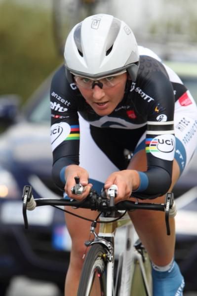 Lisa Brennauer (Hitec Products) took fifteenth place