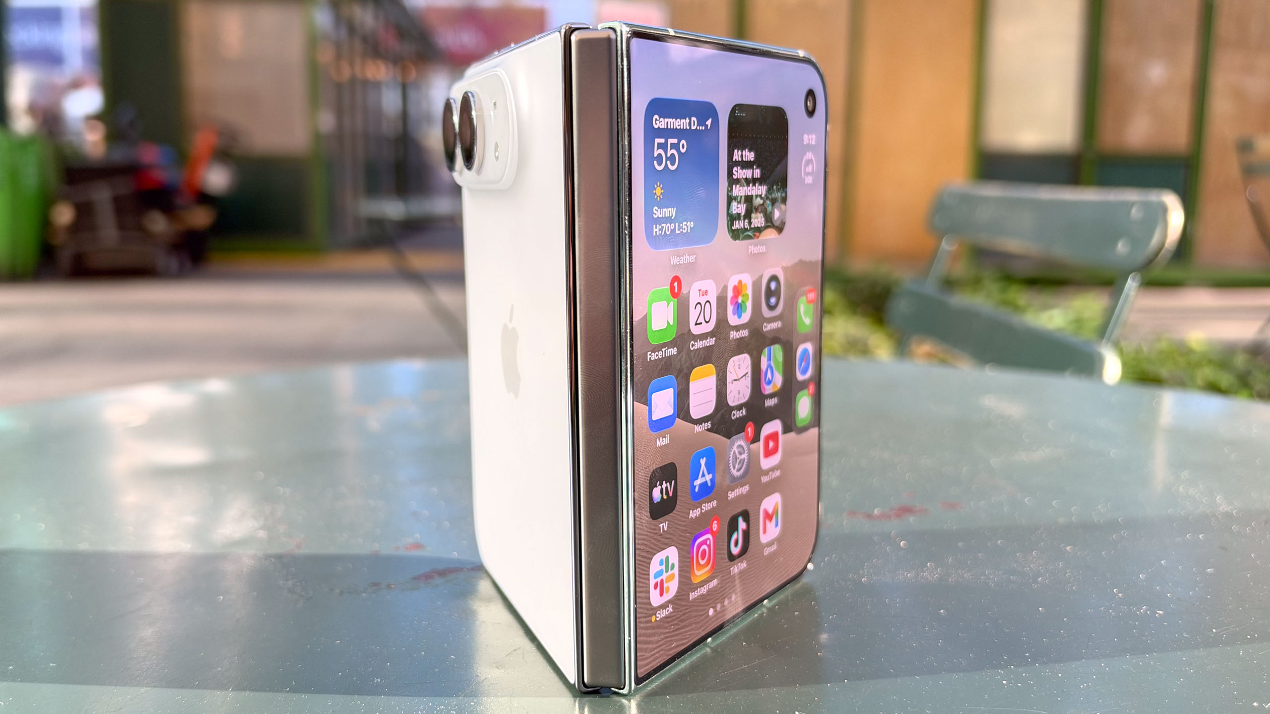 iPhone Duo