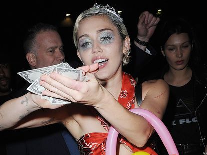 Miley Money L
