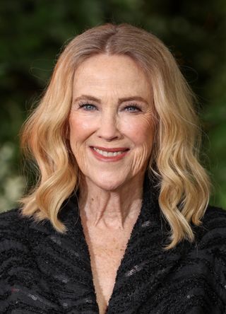 Catherine O’hara attends the photocall for "Beetlejuice Beetlejuice" at One Marylebone on August 30, 2024 in London, England