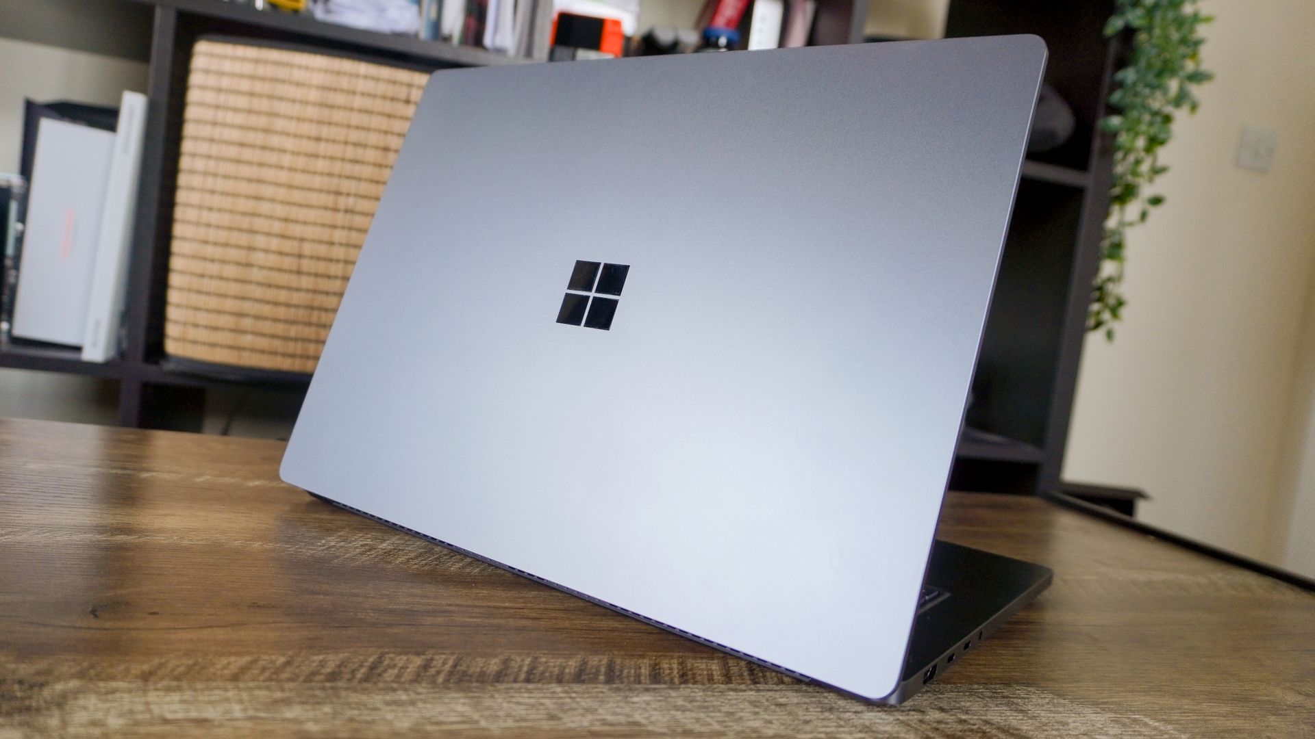 Microsoft Surface Laptop Ultra