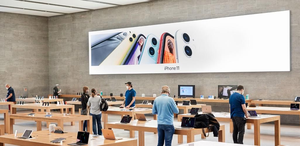 Masks will once again be required at the majority of U.S. Apple Stores ...