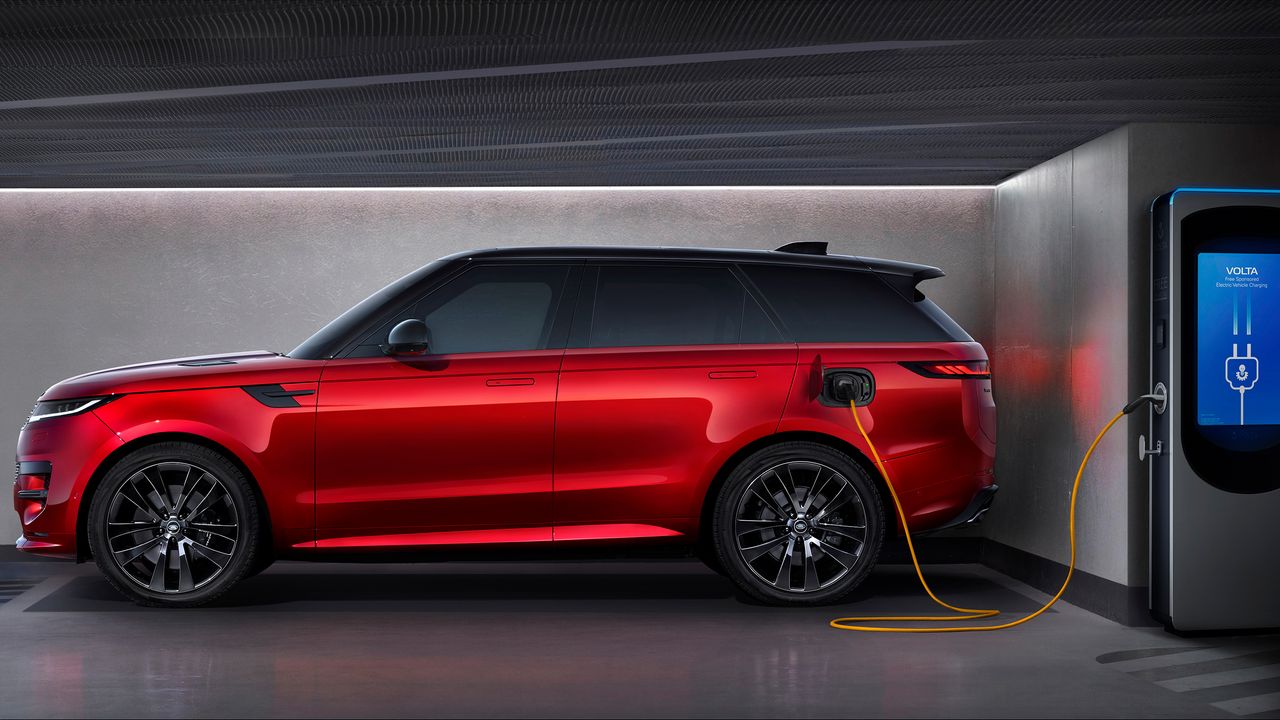 New Range Rover Sport in red