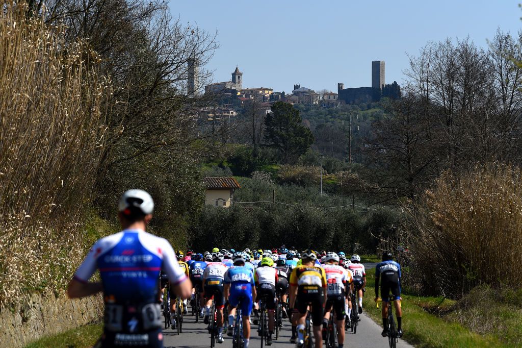 MONTECATINI TERME ITALY MARCH 25 A general view of the Peloton passing through Ponte di Serravalle during the 36th Settimana Internazionale Coppi e Bartali 2022 Stage 4 a 1587km stage from Montecatini to Montecatini CoppieBartali on March 25 2022 in Montecatini Terme Italy Photo by Dario BelingheriGetty Images