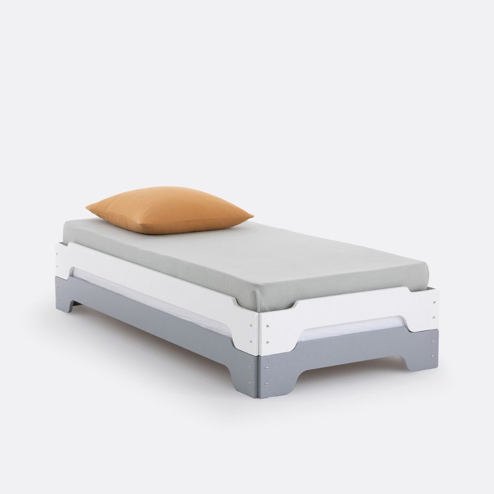 twin stacking beds