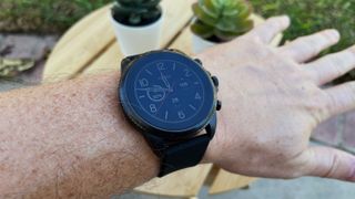 Fossil smartwatch and on sale iphone