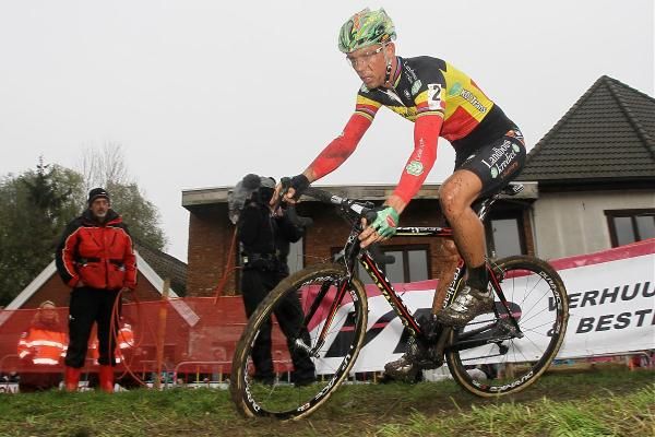 Sven Nys only managed third in Niel