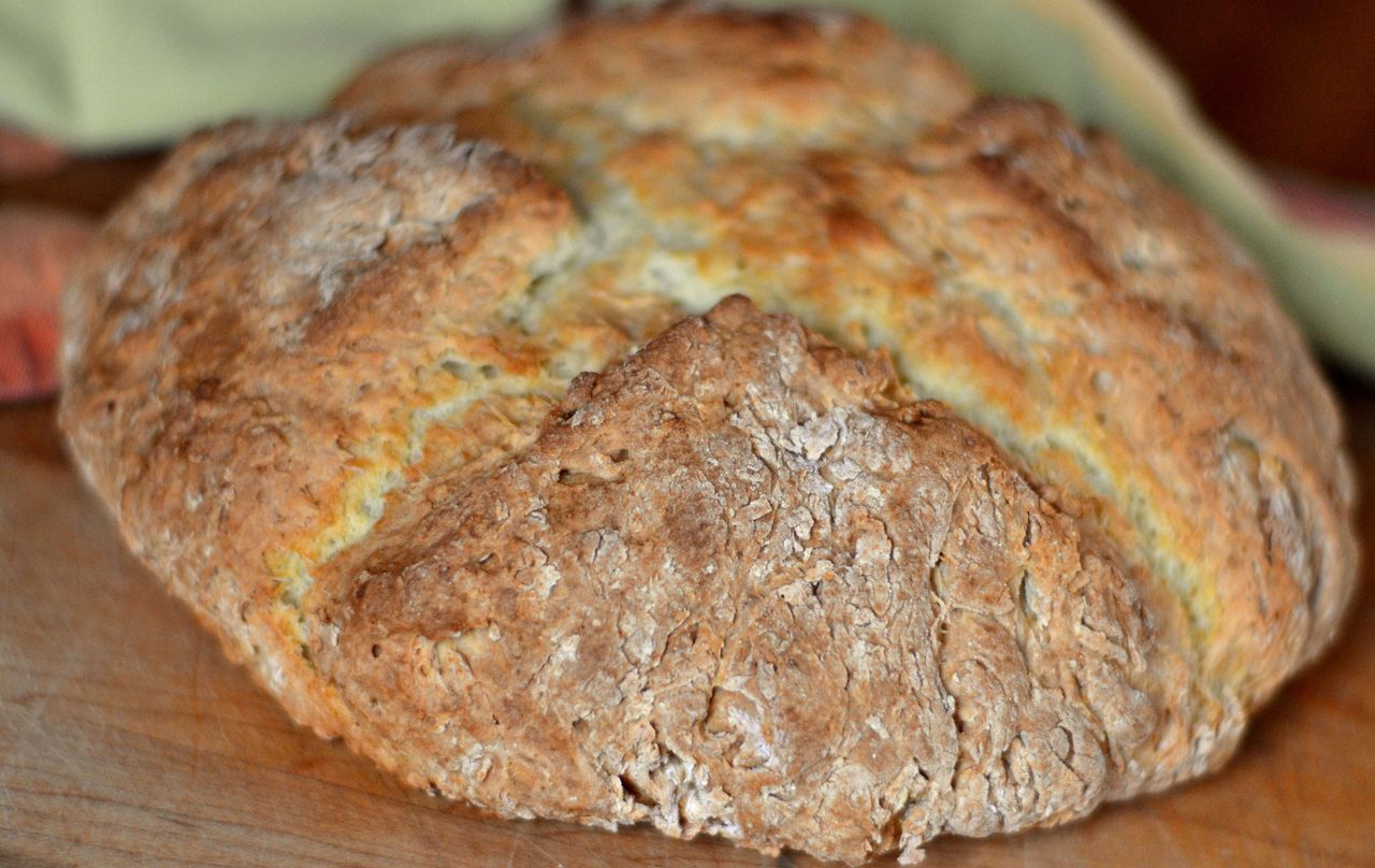 Cheesy, oaty Irish soda bread