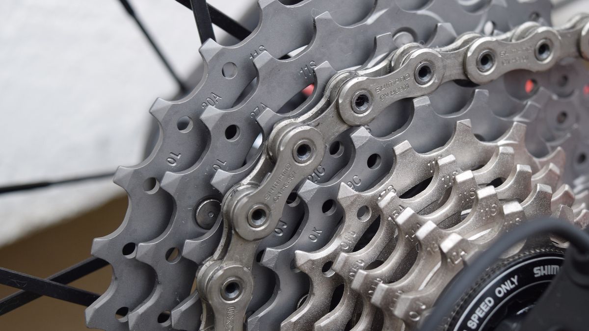 The Shimano Dura-Ace cassette was 11-30T