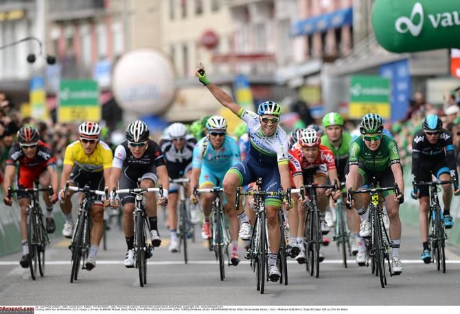 Michael Albasini wins stage 2 in Romandie