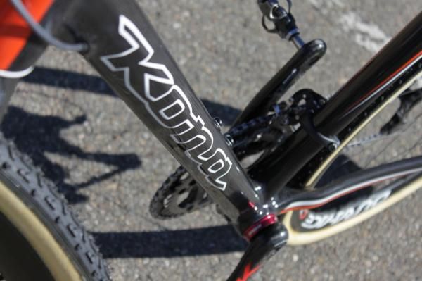A look at the CX Major Jake's massive down tube