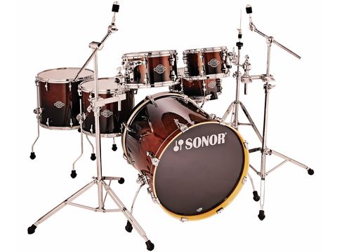 S-Drive confi guration includes a huge, undrilled 22x20-inch bass drum.