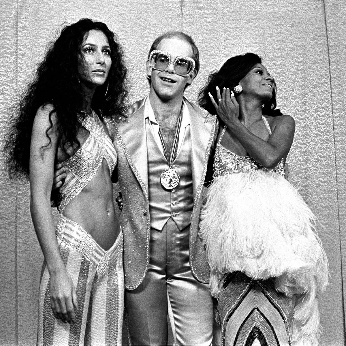 An image of the top 70s fashion trend.