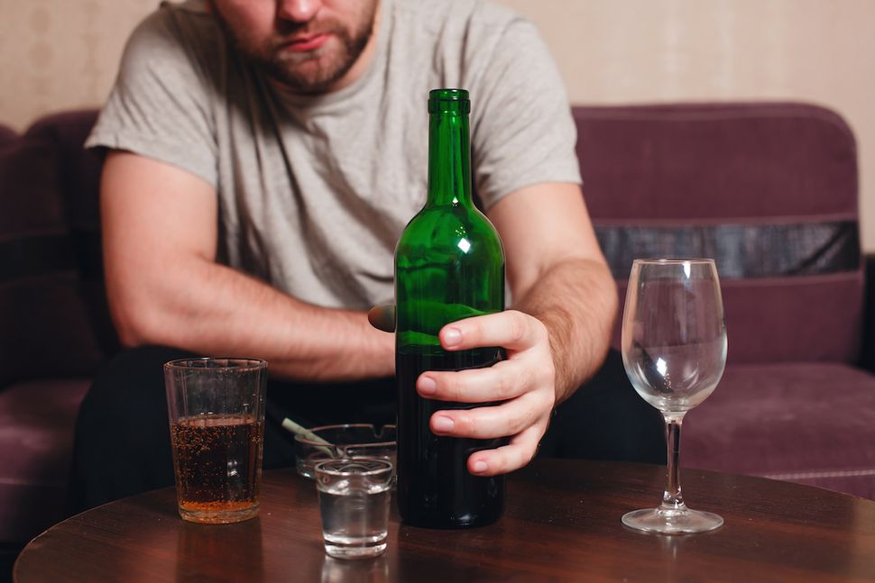 why-people-get-mean-when-they-re-drunk-according-to-science-live-science