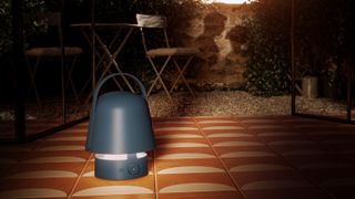 Voici la lampe-enceinte Vappeby d'Ikea