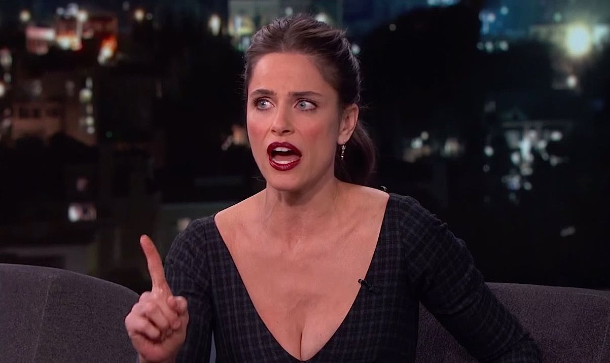 Amanda Peet is not happy with her husband