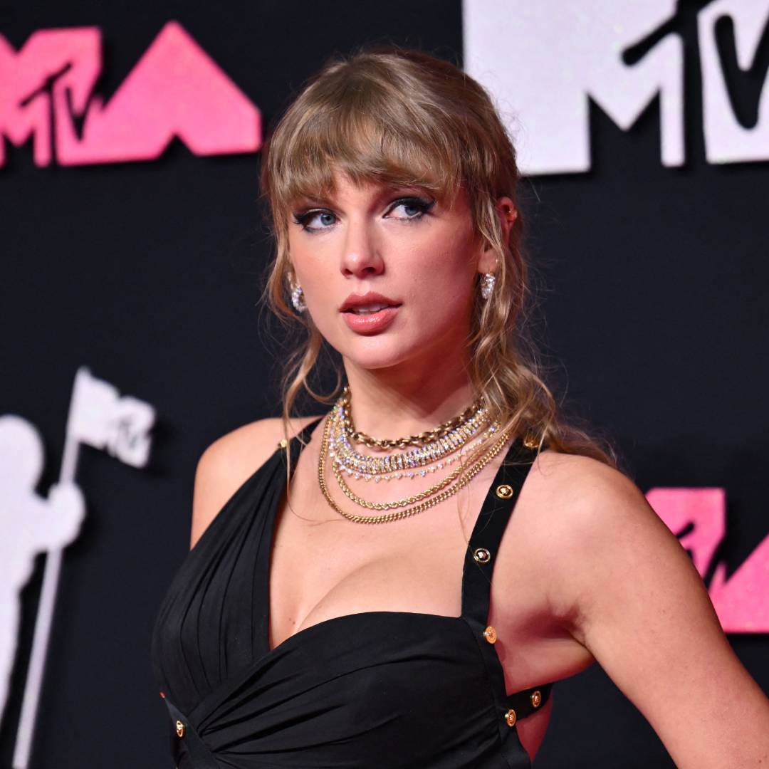  Taylor Swift says Kim and Kayne feud felt like a 'career death' and led to her fleeing the US 