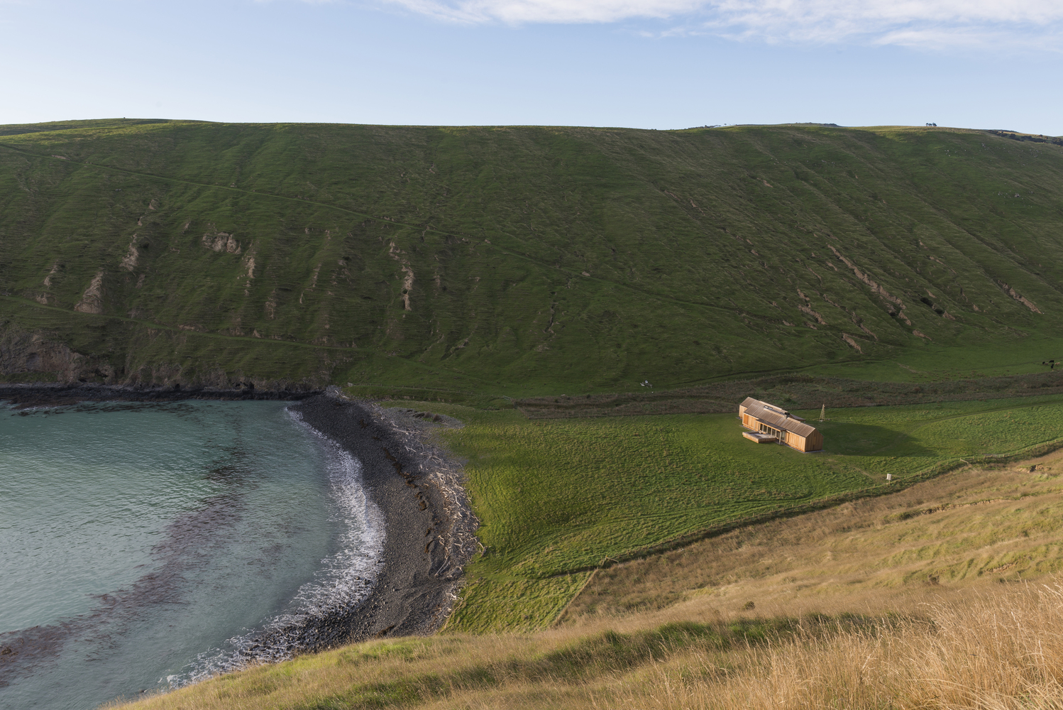 New Zealand's scrubby bay captured from high up.
