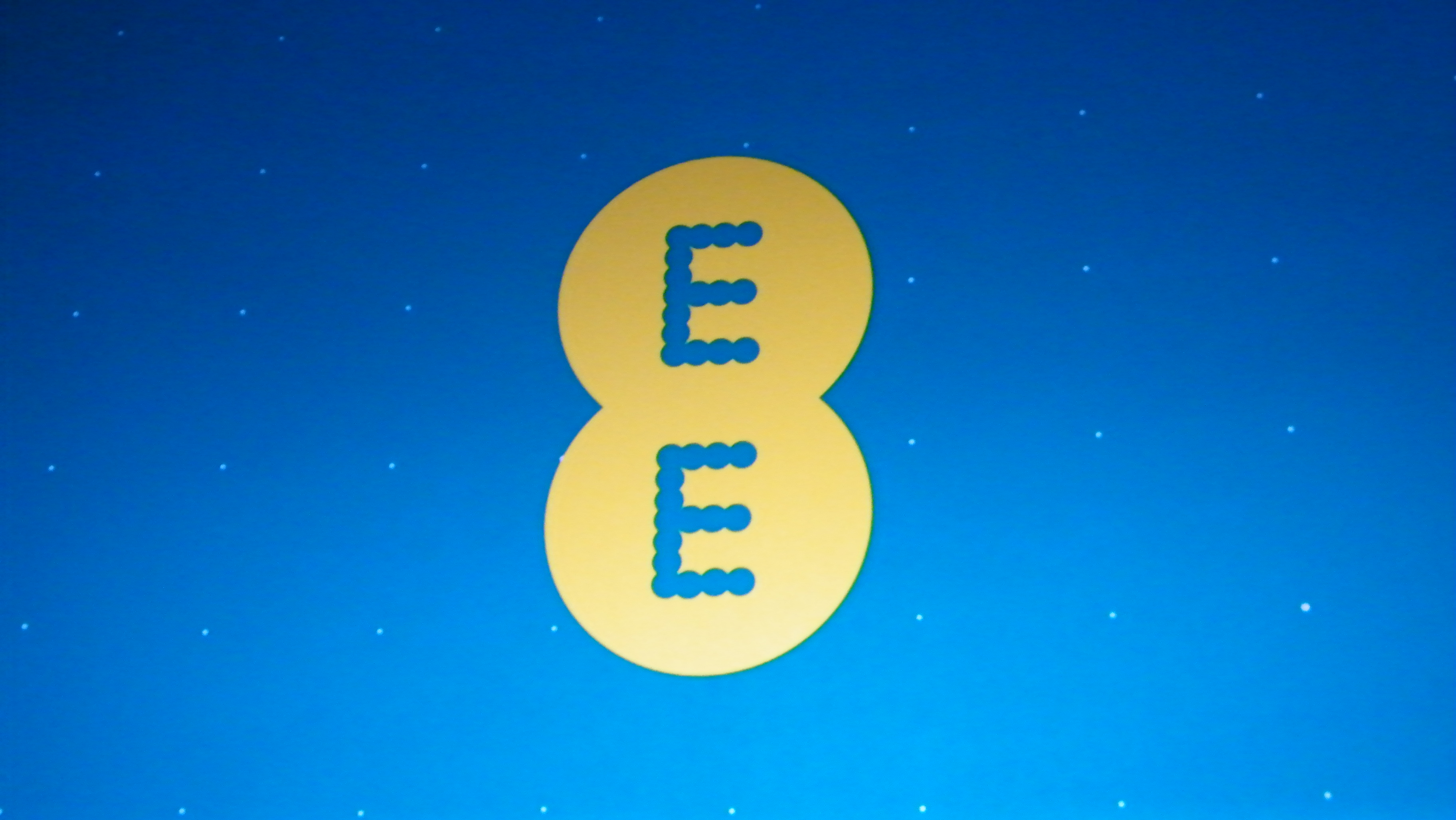 EE launches mid-contract upgrades just in time for some new iPhones