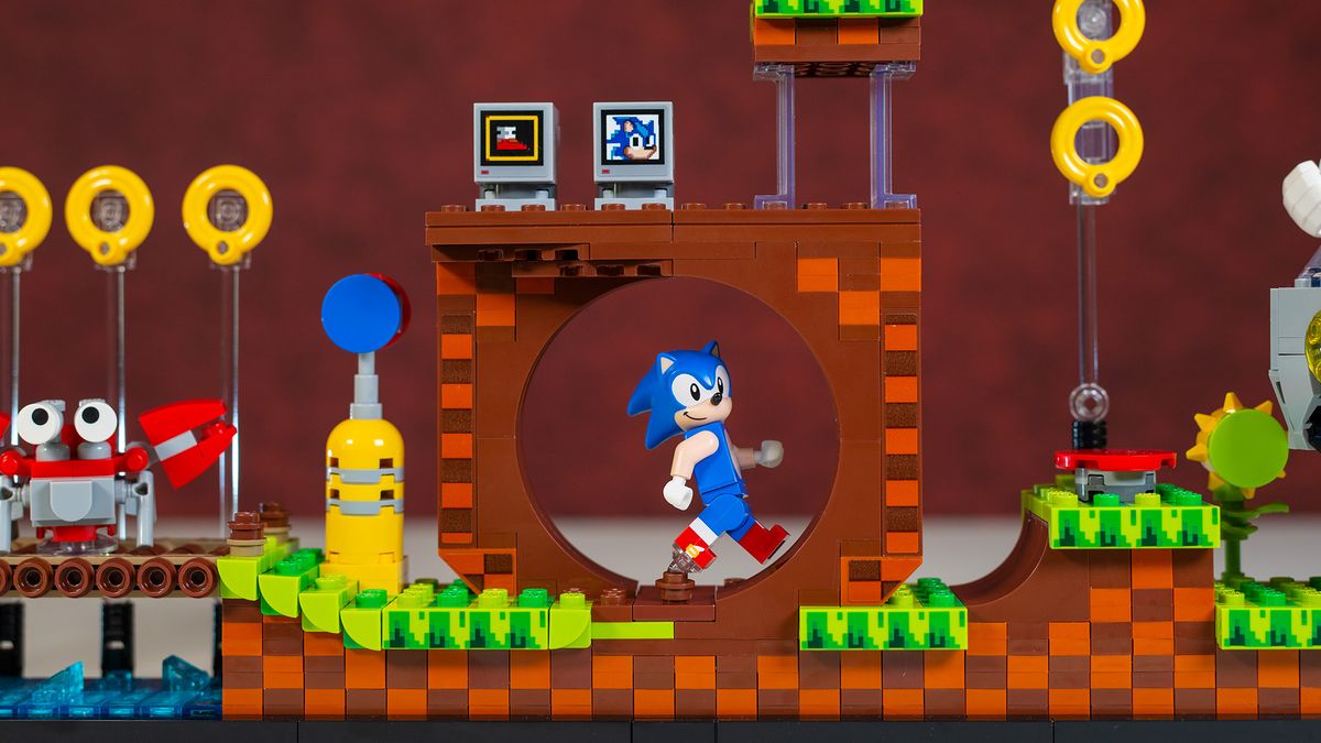 Lego Sonic the Hedgehog - Green Hill Zone closeups and action shots