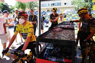 Tour de France stage 3 LIVE – Racing has begun on a hot day in the Pyrenees, but will it be a stage for the breakaway or more GC action?