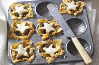 Christmas buffet ideas_filo pastry mince pies