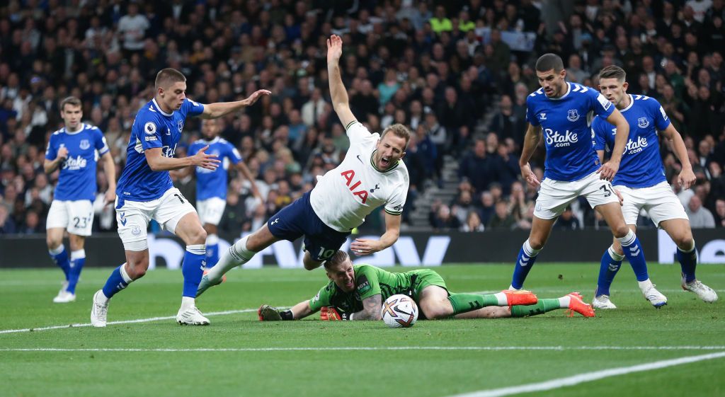 Harry Kane and Jordan Pickford