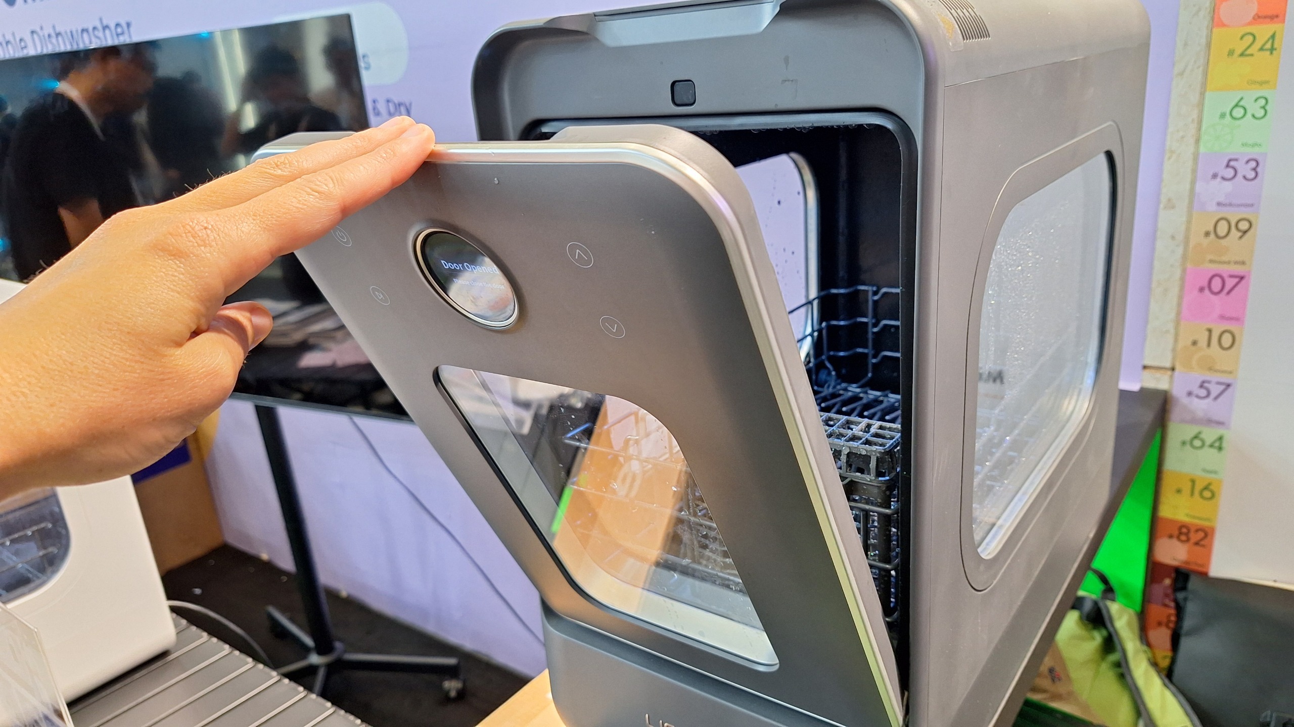 Lissome countertop dishwasher