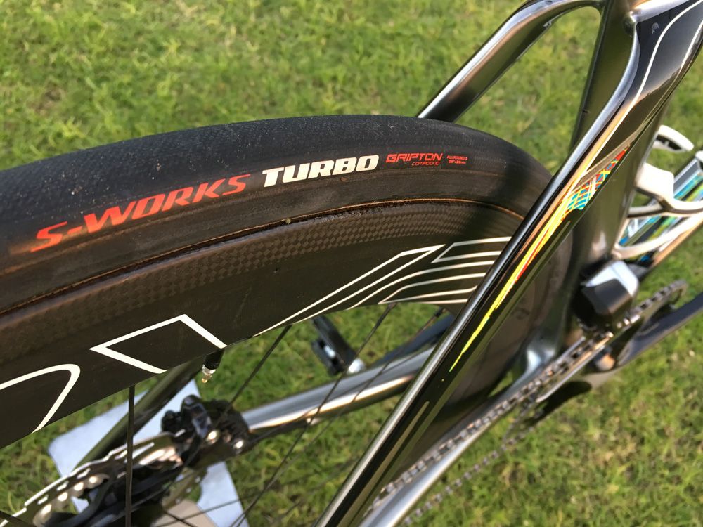 The wheels are shod with all-black Specialized turbo Gripton 26mm tubulars
