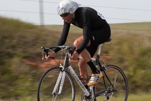 1984 Olympic gold medalist Alexi Grewal finished 4:36 away from the winner on a completely non-aero bike.