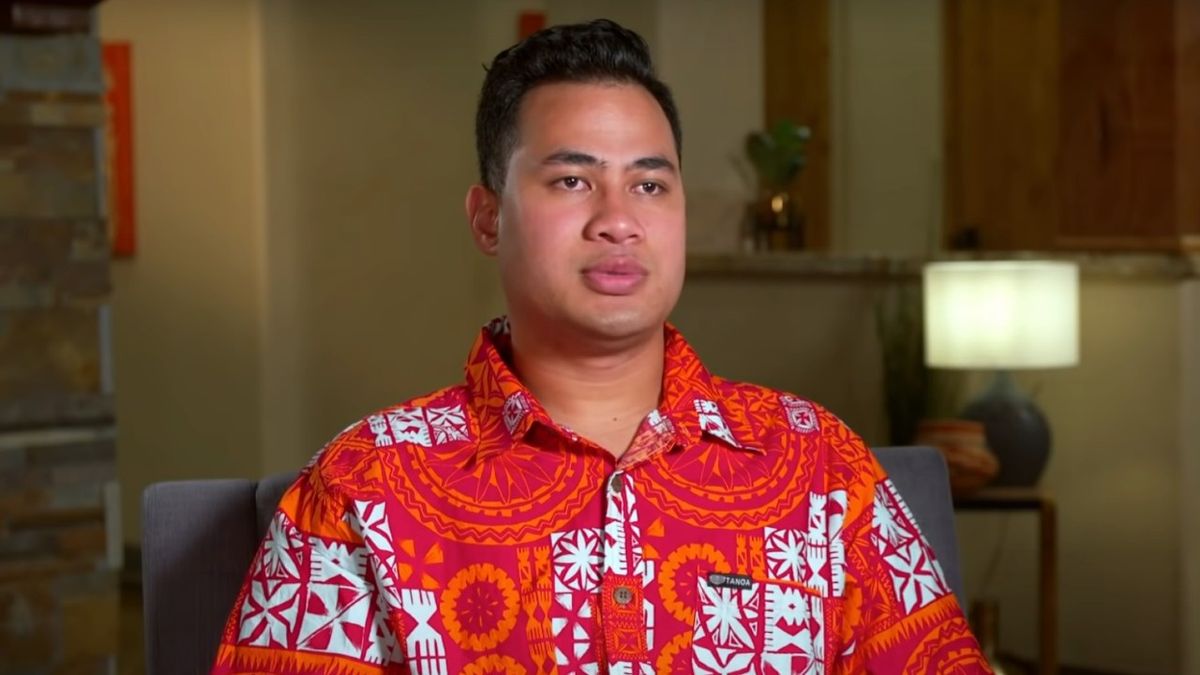 Asuelu Pulaa in 90 Day Fiancé on TLC