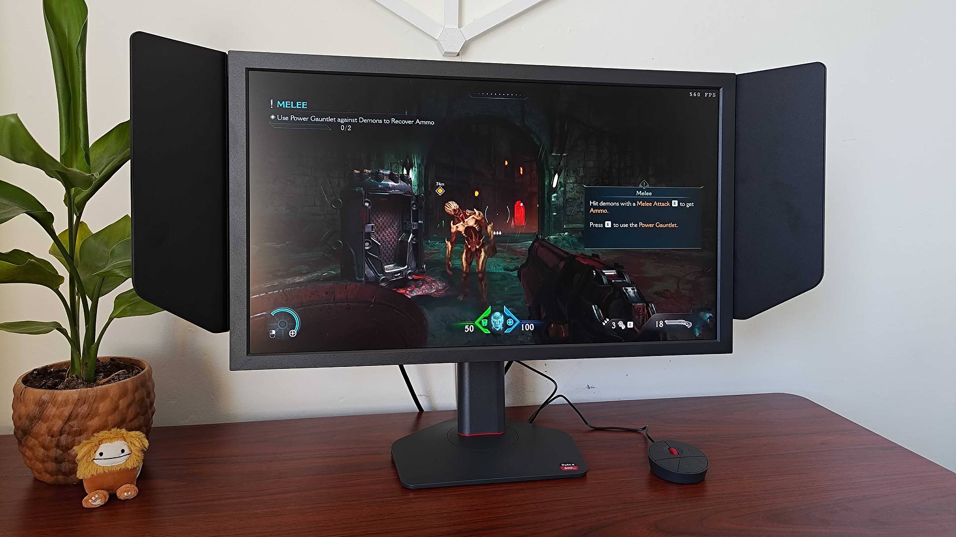 BENQ ZOWIE XL2586X+ با Doom: The Dark Ages Gameplay روی صفحه نمایش با دشمن ایستاده در درگاه.
