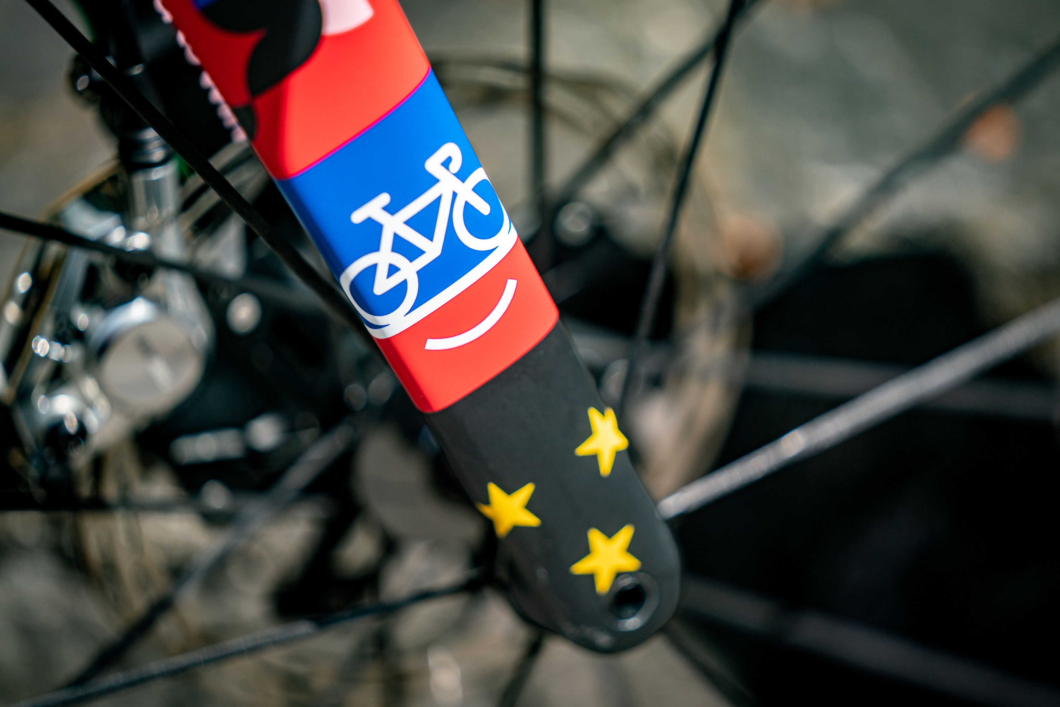 Colourfuil Trek Madone paint job