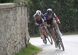 Elite Women - Strade Bianche Women: Demi Vollering powers away from Anna van der Breggen to take thrilling victory in Siena