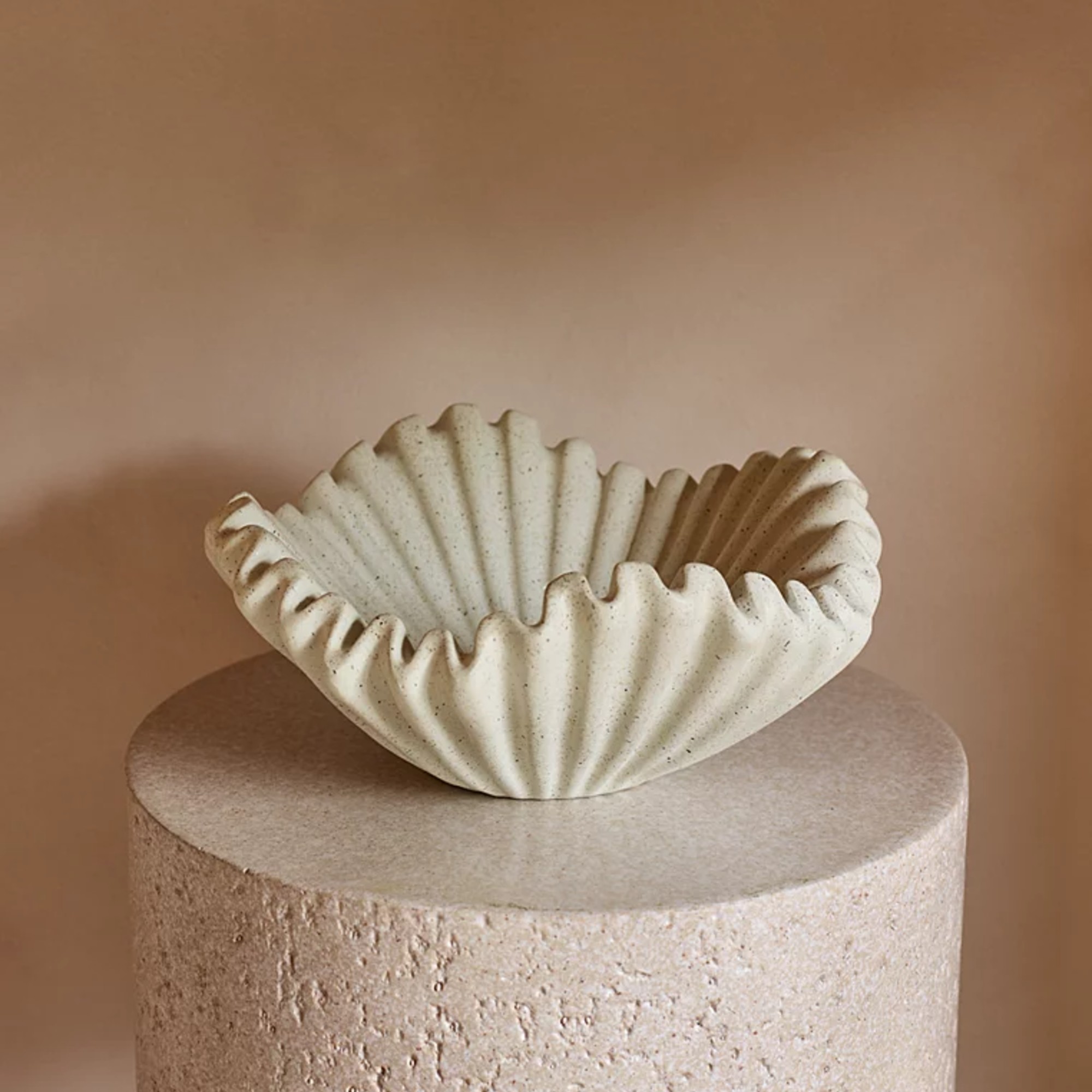 George Home White Wrinkle Flower Bowl