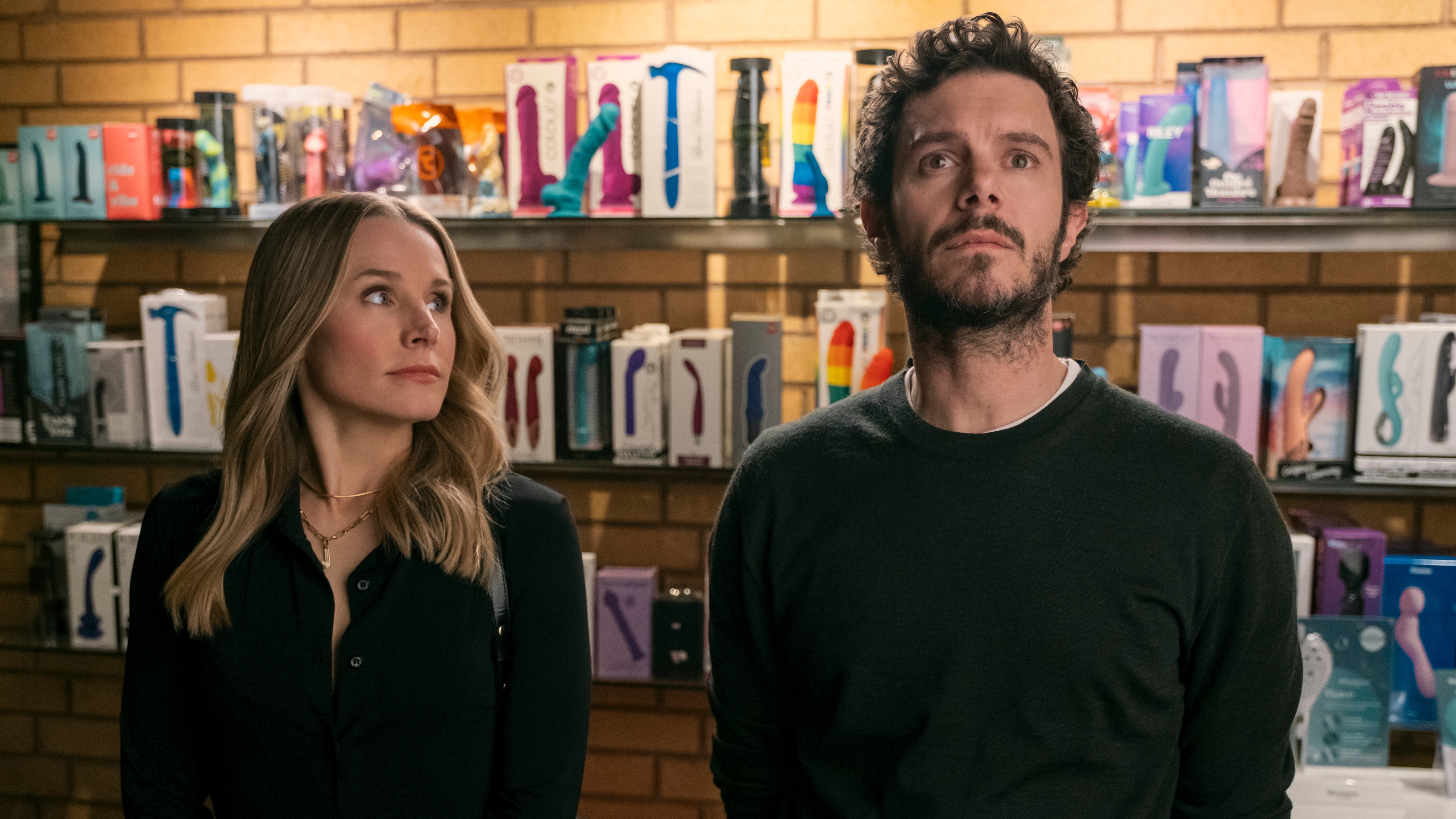 Kristen Bell jako Joanne, Adam Brody jako Noah v epizodě 106 Nikdo to nechce