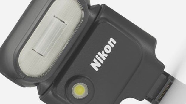 Nikon V1