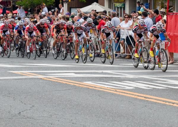 With two laps to go, the wheels are starting to wobble on the Team Jamis train.
