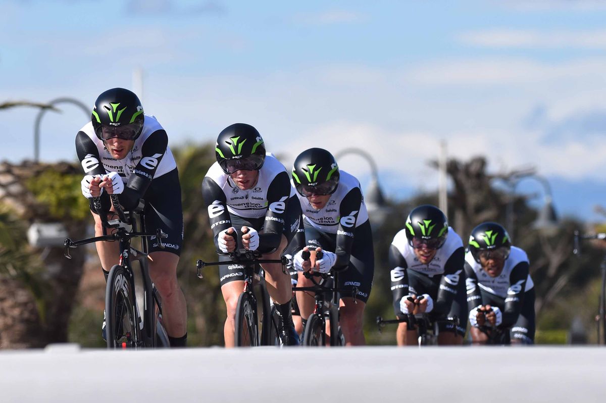 Dimension Data in the team time trial in Tirreno-Adriatico