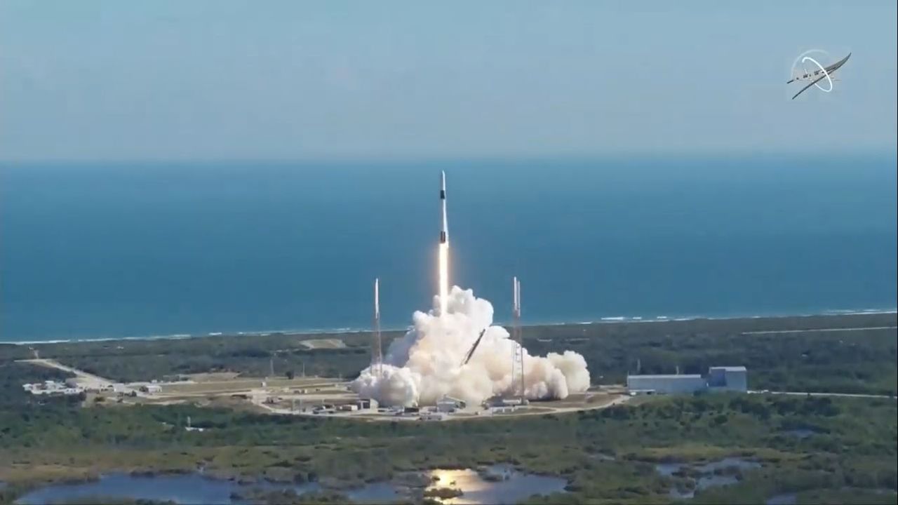 A SpaceX Falcon 9 rocket launches a used Dragon cargo ship on its third NASA cargo delivery mission to the International Space Station from Space Launch Complex 40 of Cape Canaveral Air Force Station in Florida on Dec. 5, 2019.