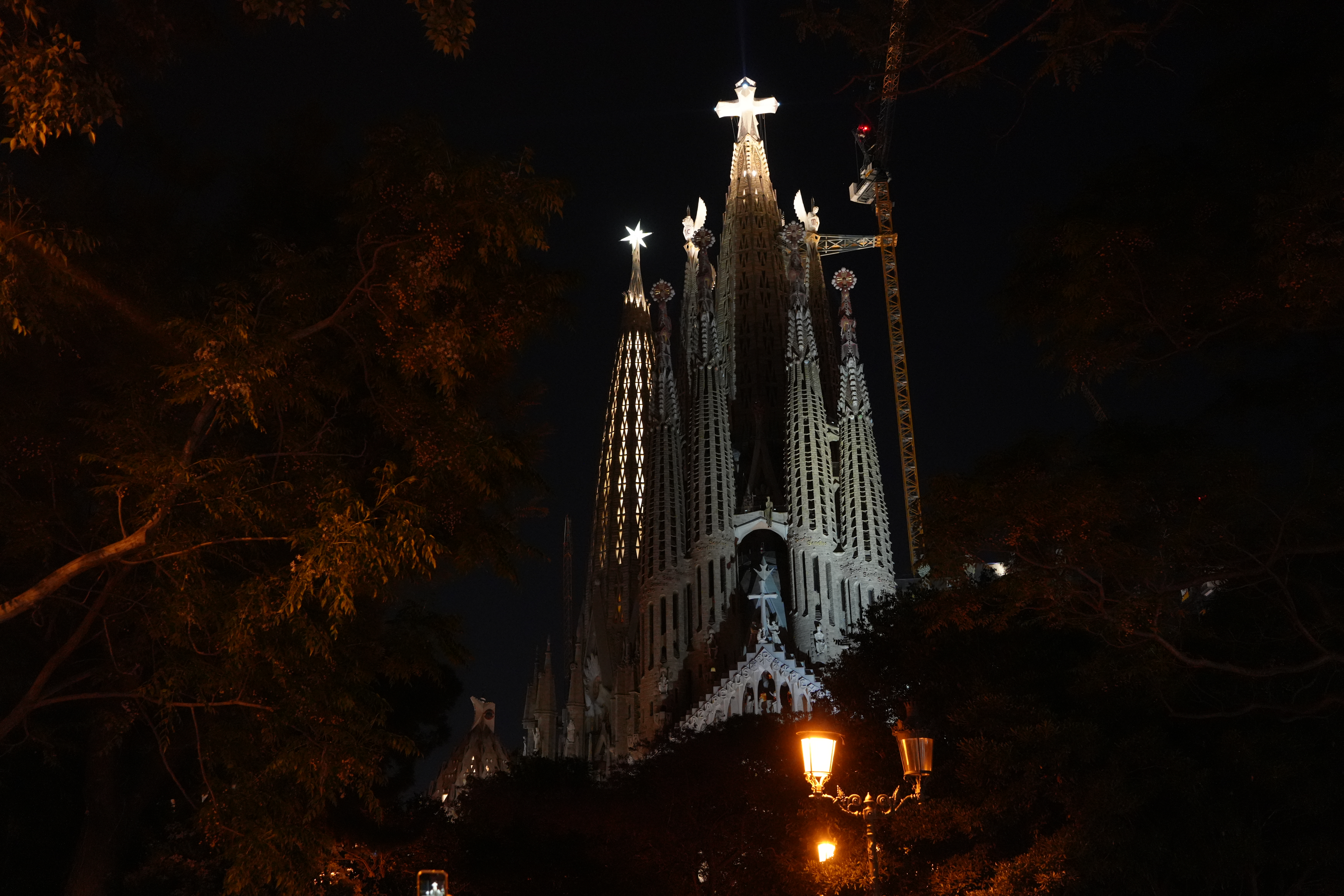 Sagrada Familia lighting installation by Studio Waldemeyer