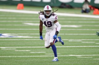 Tremaine Edmunds (49) of the Buffalo Bills during a regular season game (Photo by Allen Kee / ESPN Images)