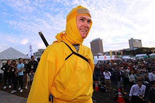 Chris Froome is the yellow Saitama Samurai