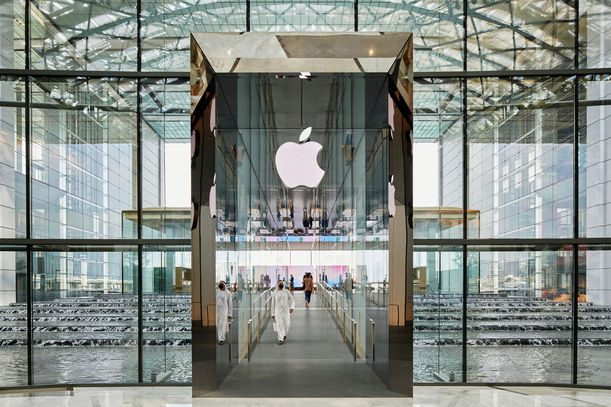 Apple Al Maryah Island Preview Entrance