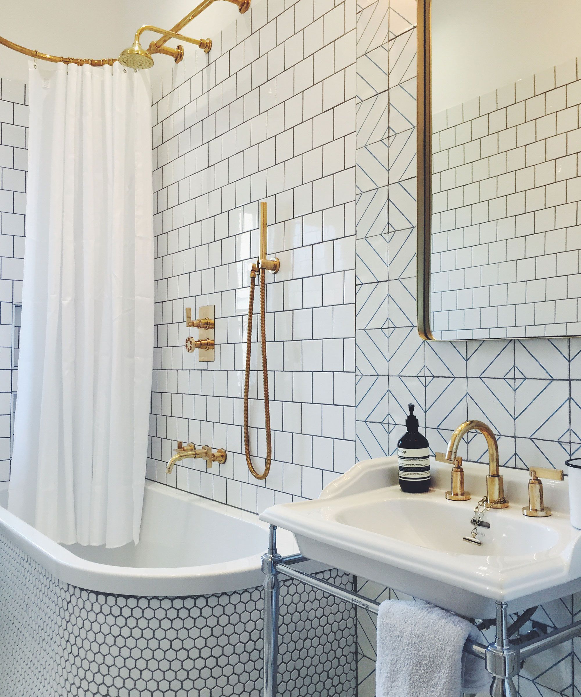 How to choose grout color: Tips for picking a practical, complementary ...